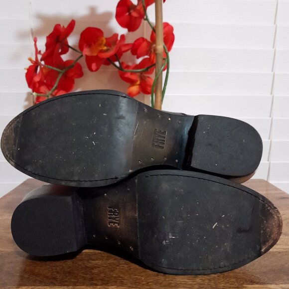 Frye Ankle Boots  Chelsea Boots Women's size 6.5B Cognac Color - Picture 7 of 10